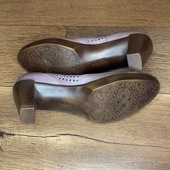 NAOT Mauve chunky heel dress shoes.NWOT - Picture 6 of 6